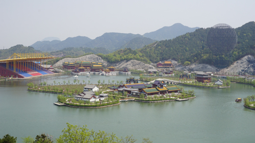 俯望福海(远处方壶胜景与蓬岛瑶台)